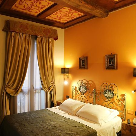 Albergo Delle Drapperie بولونيا المظهر الخارجي الصورة