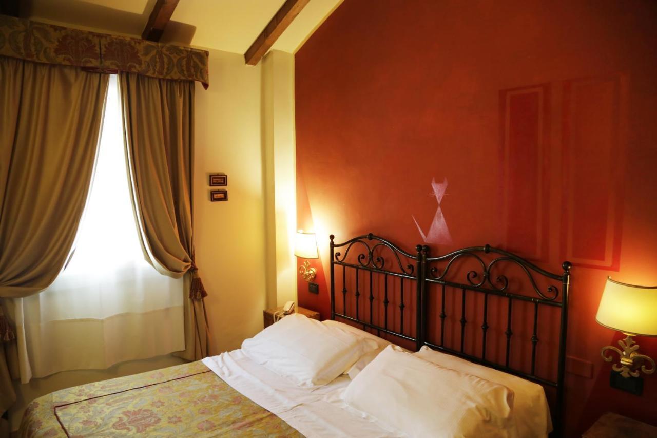Albergo Delle Drapperie بولونيا المظهر الخارجي الصورة